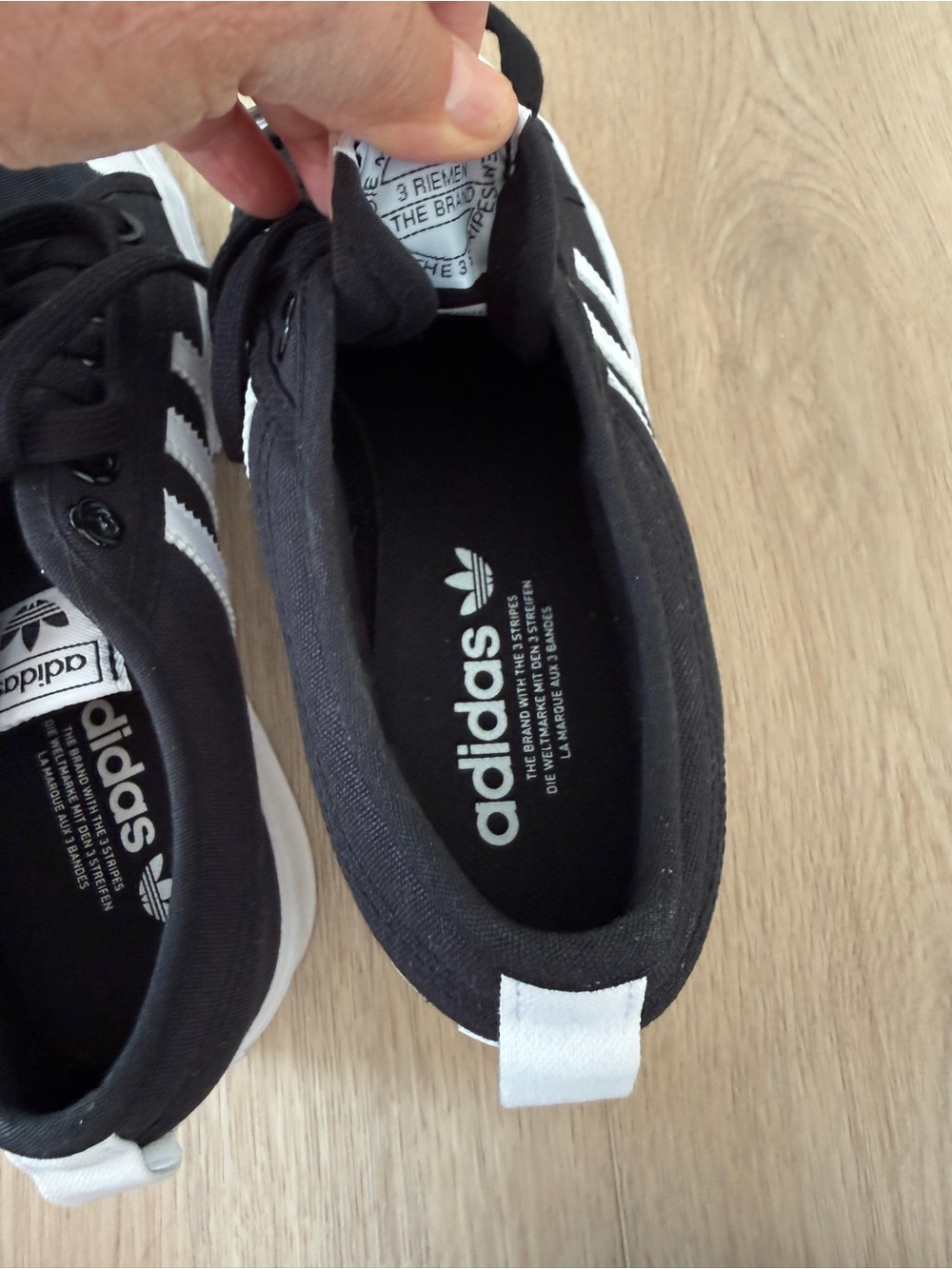 Adidas Nizza Platform black-and-white canvas sneakers 9 - Picture 9 of 9